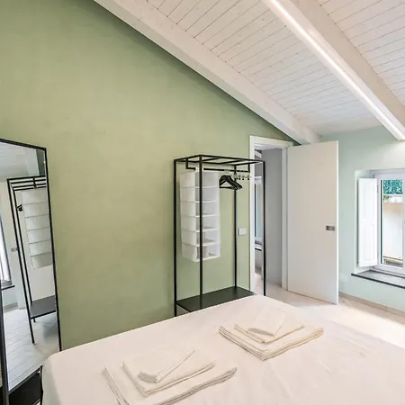 شقة Residenza Borgo Antico Lucia أسشيا